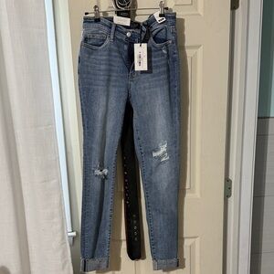 Brand new Judy blue midrise, skinny Distressed Ankle Jeans in Light Blue